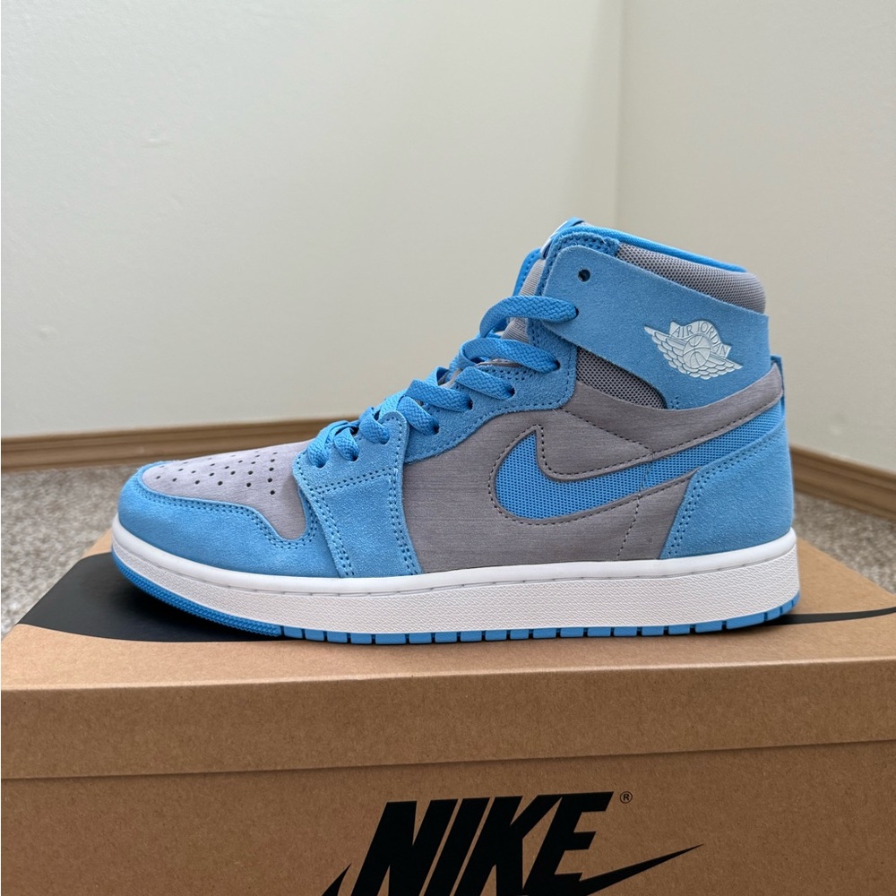 Nike Air Jordan 1 High CMFT Zoom 2. University Blue/Cement